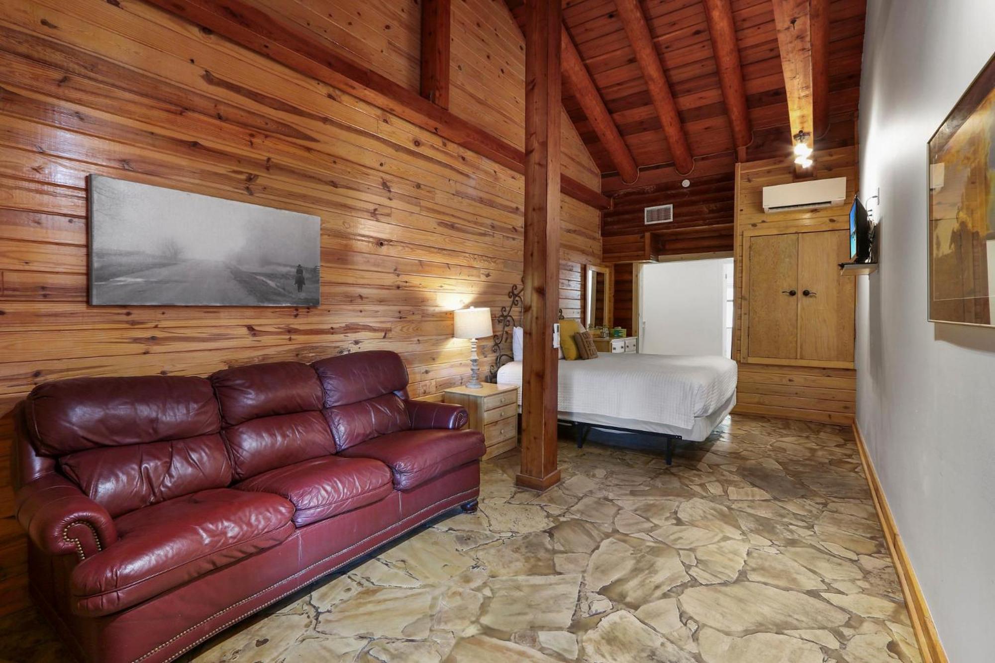 Wimberley Log Cabins Resort And Suites- Unit 2 Εξωτερικό φωτογραφία